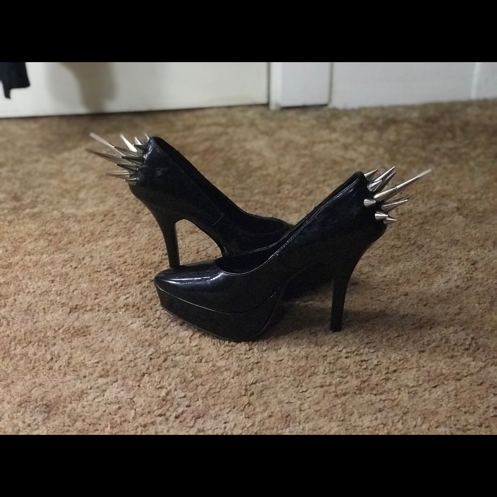 ❌SOLD❌ Sexy Spikes - Picture 2 of 5